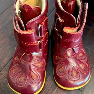 Livie & Luca patent floret boot burgundy 9